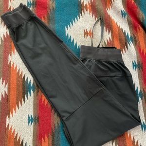 Lululemon men’s ABC jogger size small